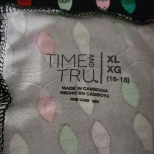Time & Tru Christmas Leggings